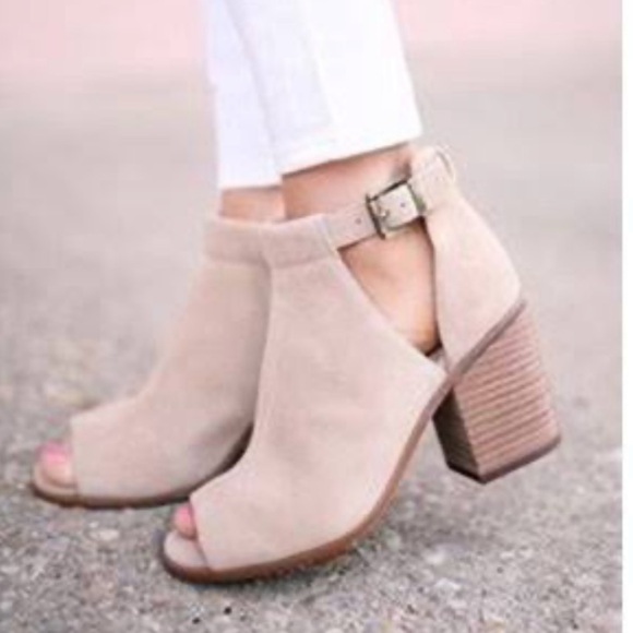 Sole society Pink Light Pink Genuine Suede Leather block heels Size 10 - Picture 1 of 10